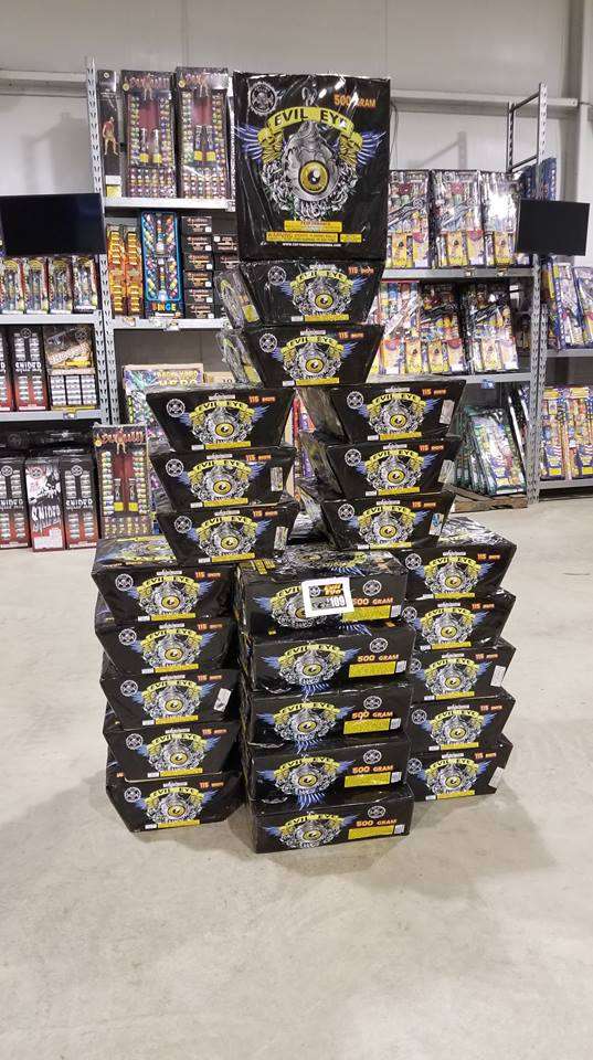 Fireworks Superstore - Conroe | 10622 FM 1484 Rd, Conroe, TX 77303, USA | Phone: (346) 298-6195
