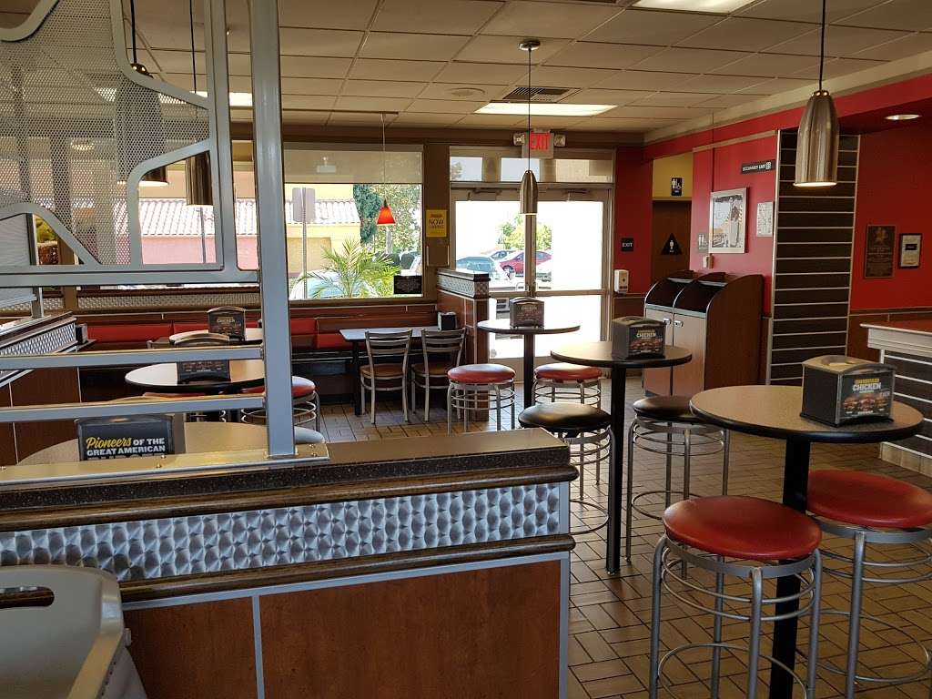 Carls Jr. | 3483 Madison St, Riverside, CA 92504, USA | Phone: (951) 351-8792