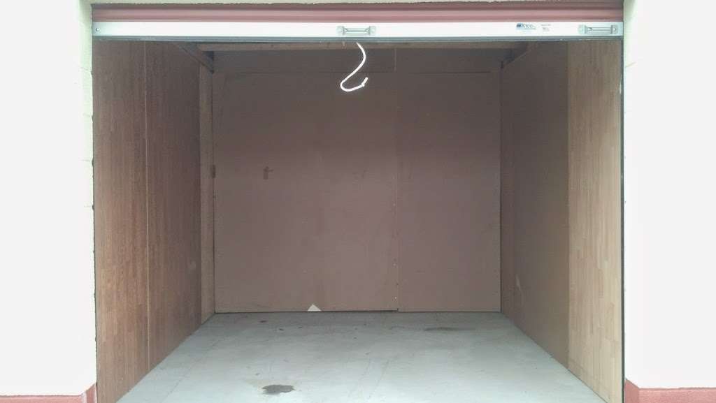 Red Barn Self Storage | 258 Red Barn Rd, Lexington, NC 27292, USA | Phone: (336) 798-0942