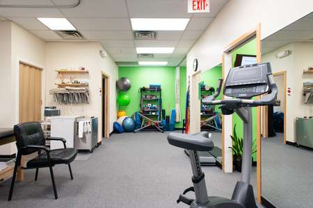 Dr. Vladimir Shursky, DPT | 637 Washington St #102, Brookline, MA 02446, USA | Phone: (617) 734-6135