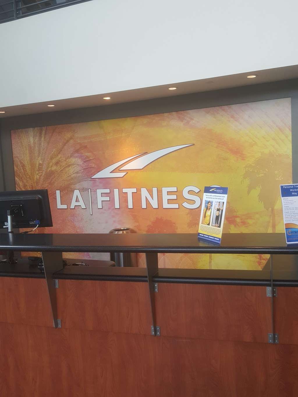 LA Fitness | 260 Boston Post Rd, Port Chester, NY 10573 | Phone: (914) 233-2211