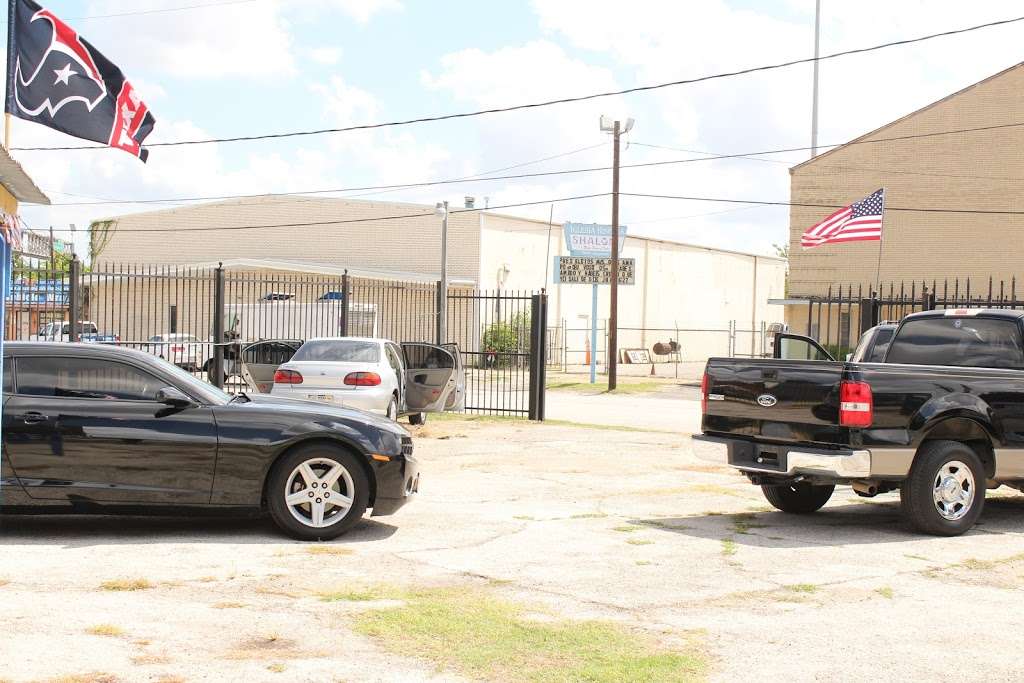 FOREVER FRIENDS AUTO | 2728 Telephone Rd, Houston, TX 77023, USA | Phone: (713) 485-0481