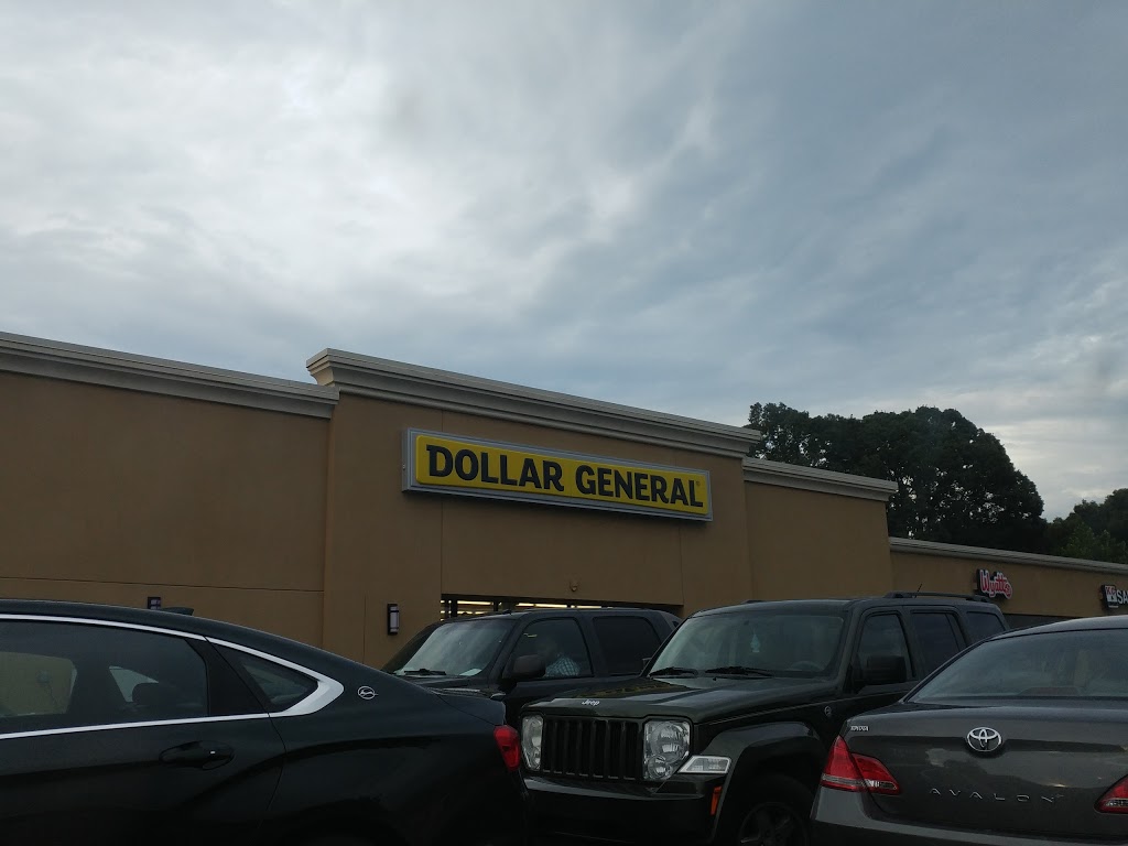 Dollar General | 3915 Country Club Rd, Winston-Salem, NC 27104, USA | Phone: (336) 464-7927