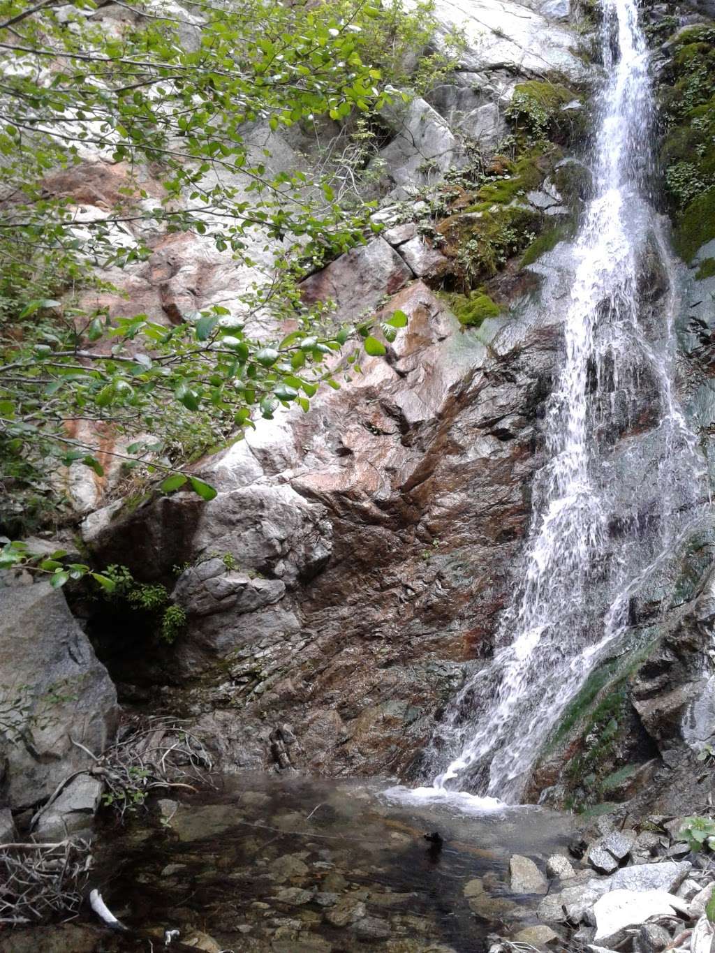 Hidden Falls | Lytle Creek, CA 92358