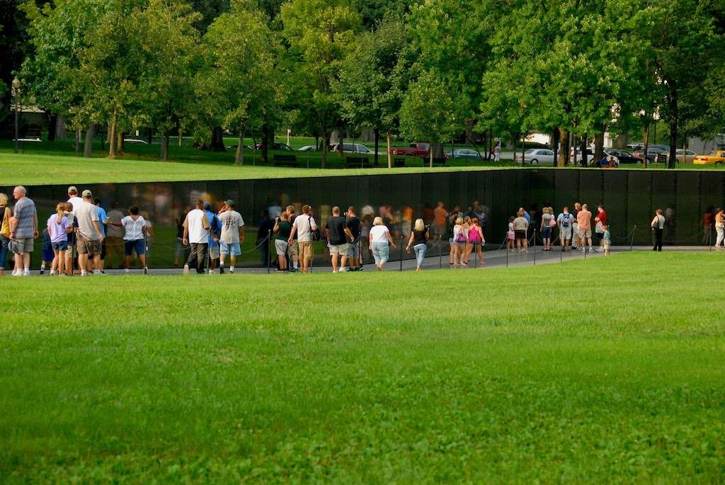 Vietnam Womens Memorial | 5 Henry Bacon Dr SW, Washington, DC 20007, USA | Phone: (202) 426-6841