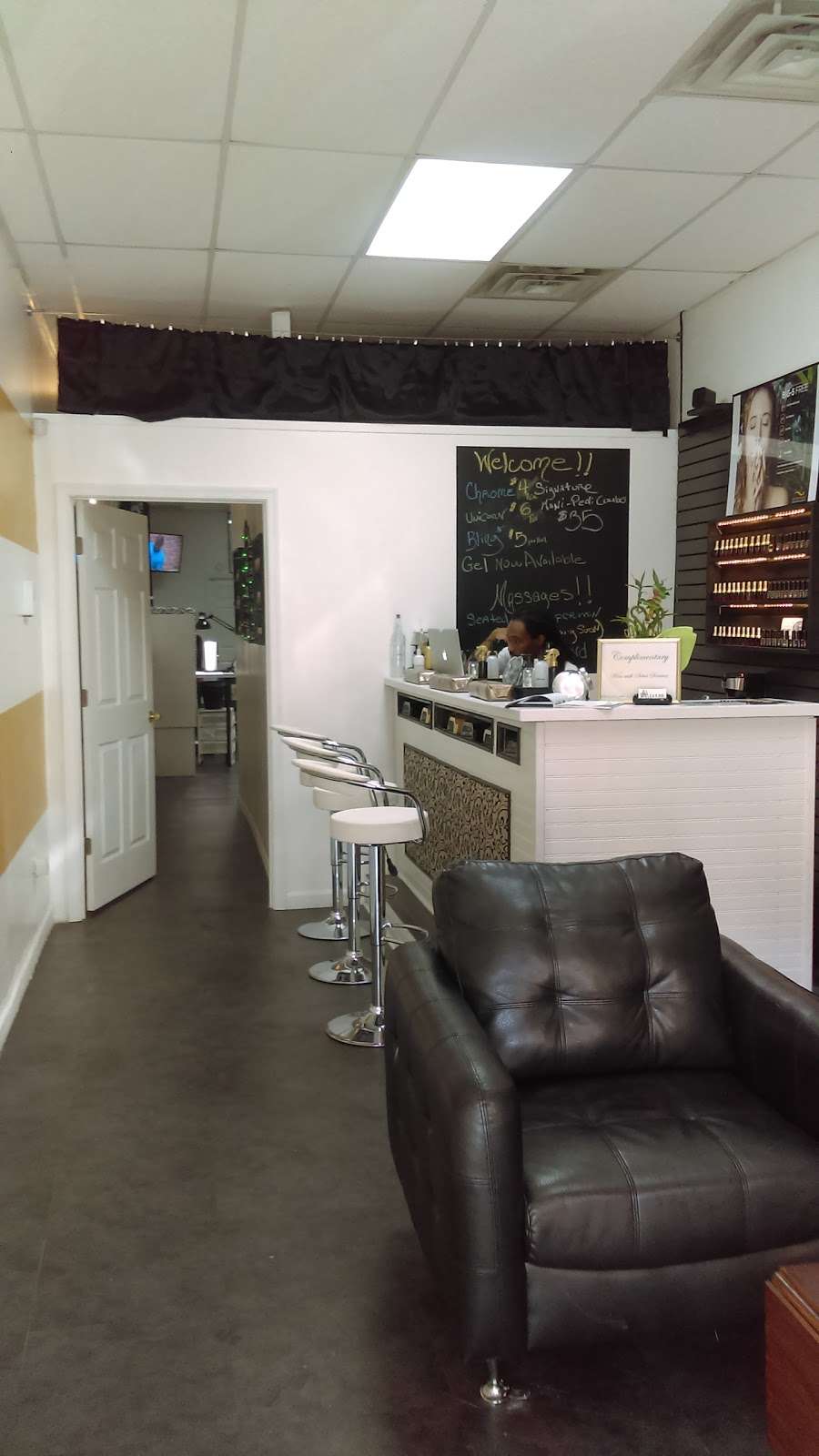 Allure Spa & Parlor | 705 S Marlyn Ave C, Essex, MD 21221, USA | Phone: (443) 579-5584