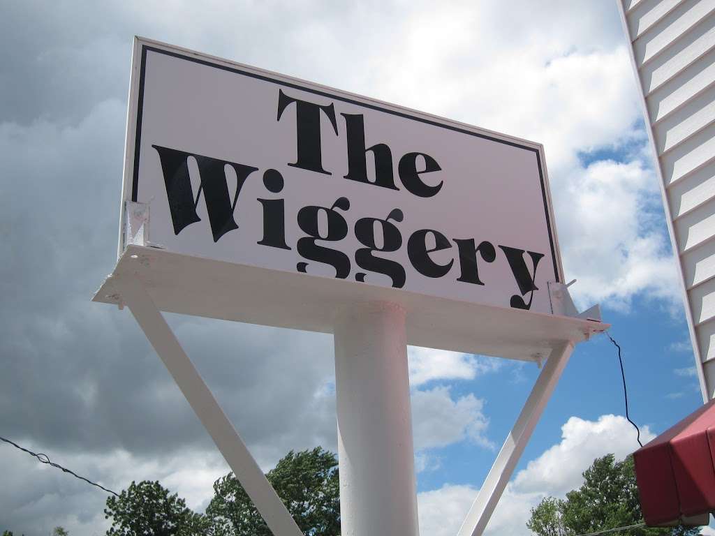 The Wiggery | 2102 Broadway St suite 1, Anderson, IN 46012, USA | Phone: (765) 642-0044