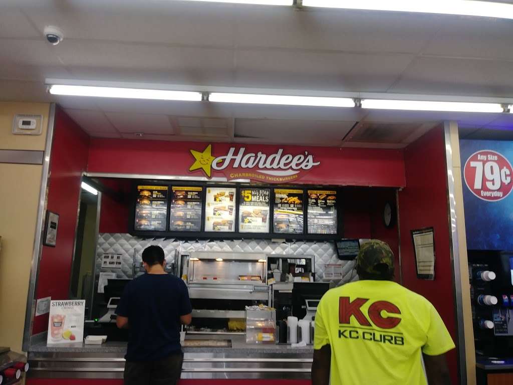 Hardees | 5690 FL-46, Sanford, FL 32771, USA | Phone: (407) 320-0802