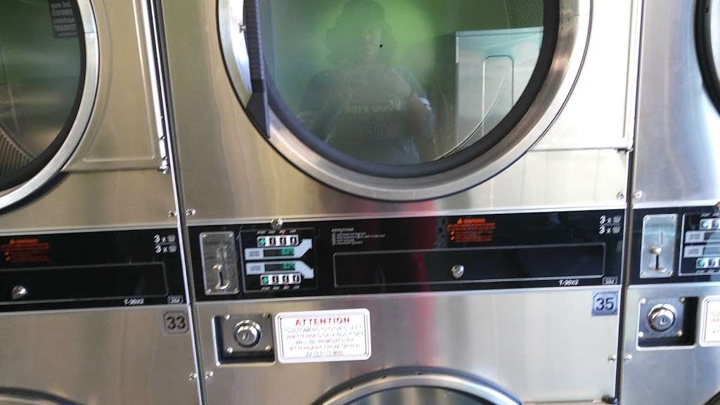 eWash Laundry | 5570 NW 17th Ave, Miami, FL 33142, USA | Phone: (786) 953-4886