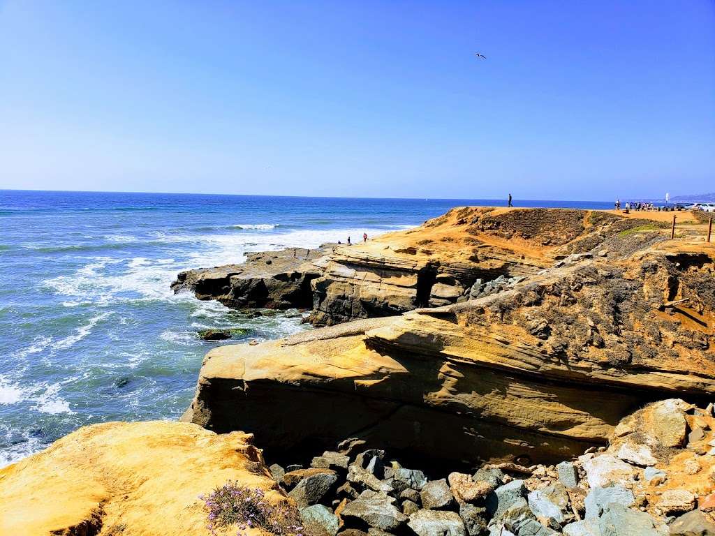 Sunset Cliffs Parking Lot | 1253 Sunset Cliffs Blvd, San Diego, CA 92107, USA