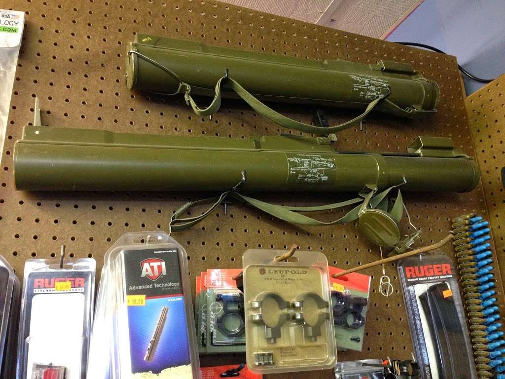 A-1 Gunrunners | 3504 S 22nd St, St Joseph, MO 64503, USA | Phone: (816) 262-7799