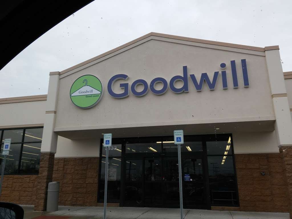 Goodwill Store | 3133 Stones Crossing Rd W, Greenwood, IN 46143, USA | Phone: (317) 999-6727