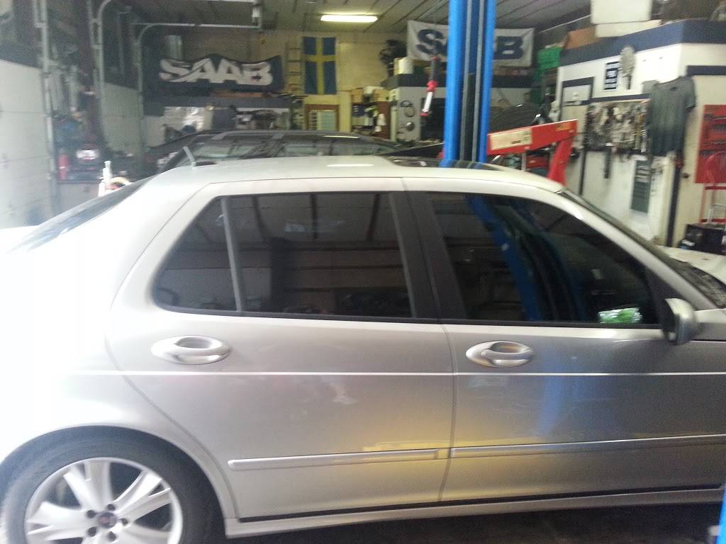 Road Tested Saabs | 7380 New Augusta Rd # B, Indianapolis, IN 46268, USA | Phone: (317) 299-9177