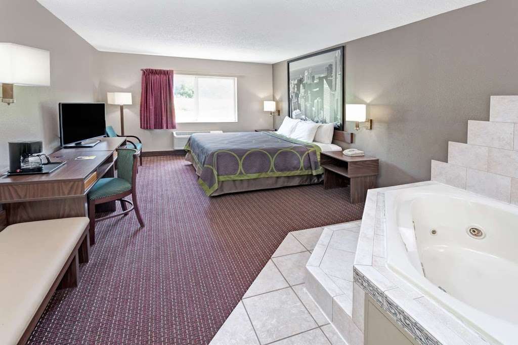 Super 8 by Wyndham Chicago OHare Airport | 2951 W Touhy Ave, Elk Grove Village, IL 60007, USA | Phone: (847) 827-3133