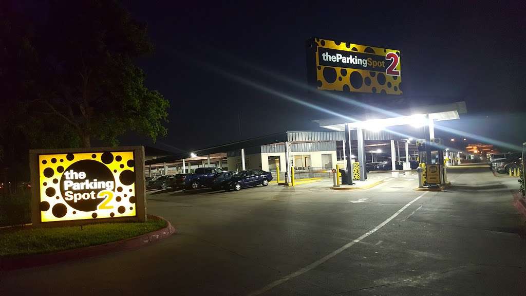 The Parking Spot Premium - (DFW Airport) | 5100 W John Carpenter Fwy, Irving, TX 75063 | Phone: (972) 929-7275