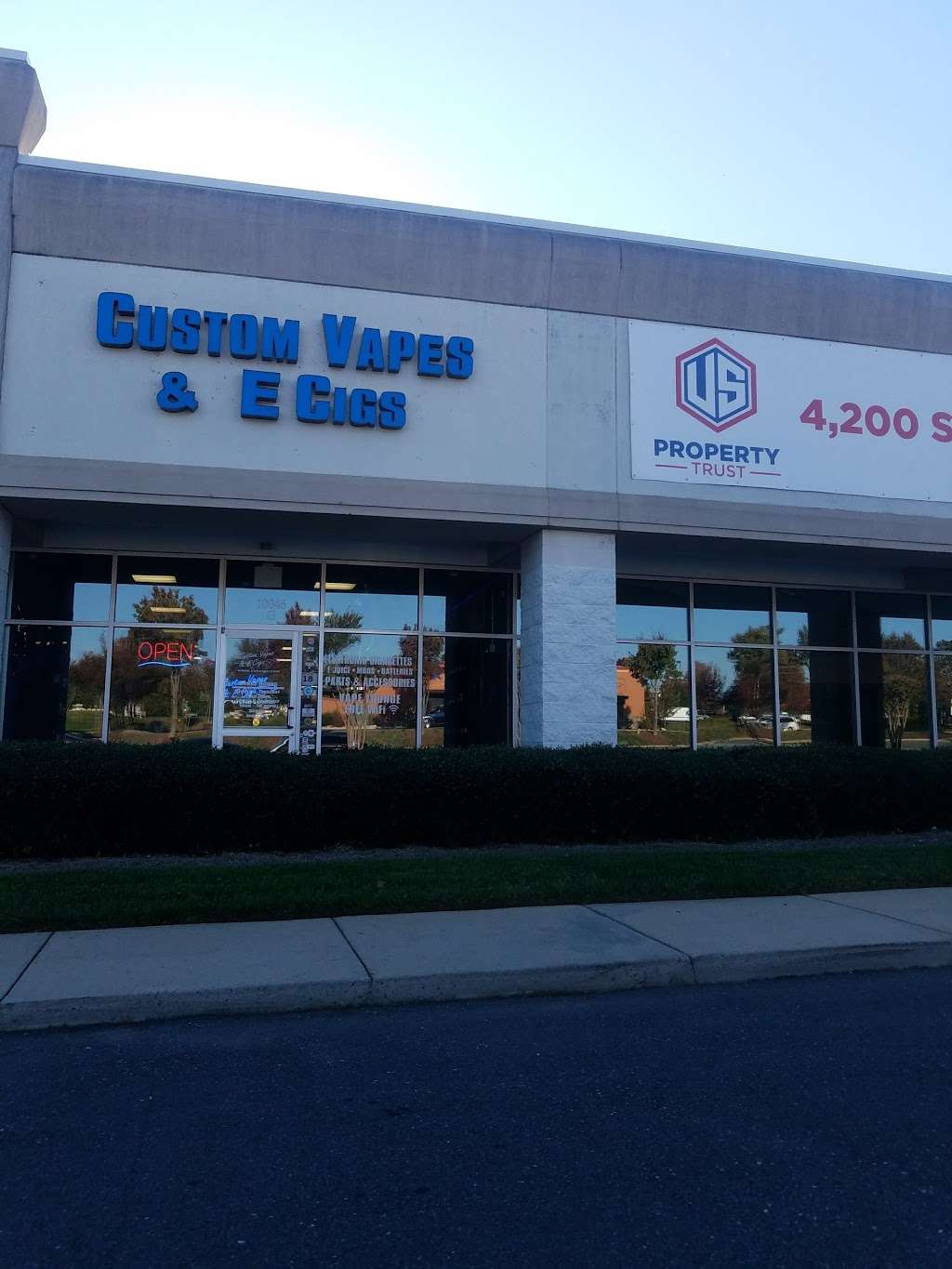 Custom Vapes & E Cigs | 10046 E Independence Blvd g, Matthews, NC 28105, USA | Phone: (704) 842-9533