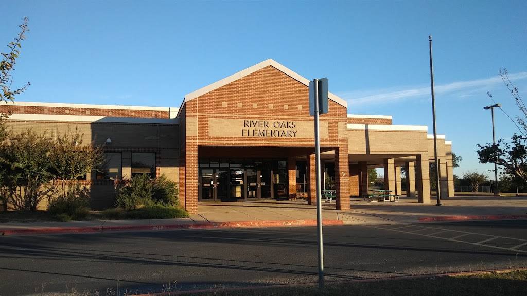 River Oaks Elementary School | 12401 Scofield Farms Dr, Austin, TX 78758, USA | Phone: (512) 594-5000