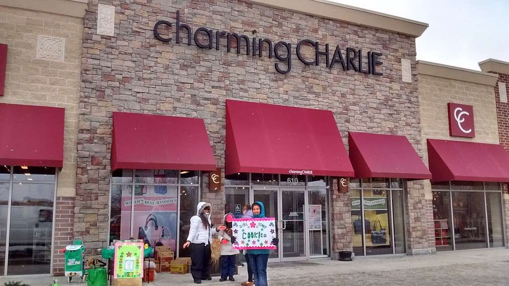 Charming Charlie | 10347 77th St, Pleasant Prairie, WI 53158, USA | Phone: (262) 697-8739