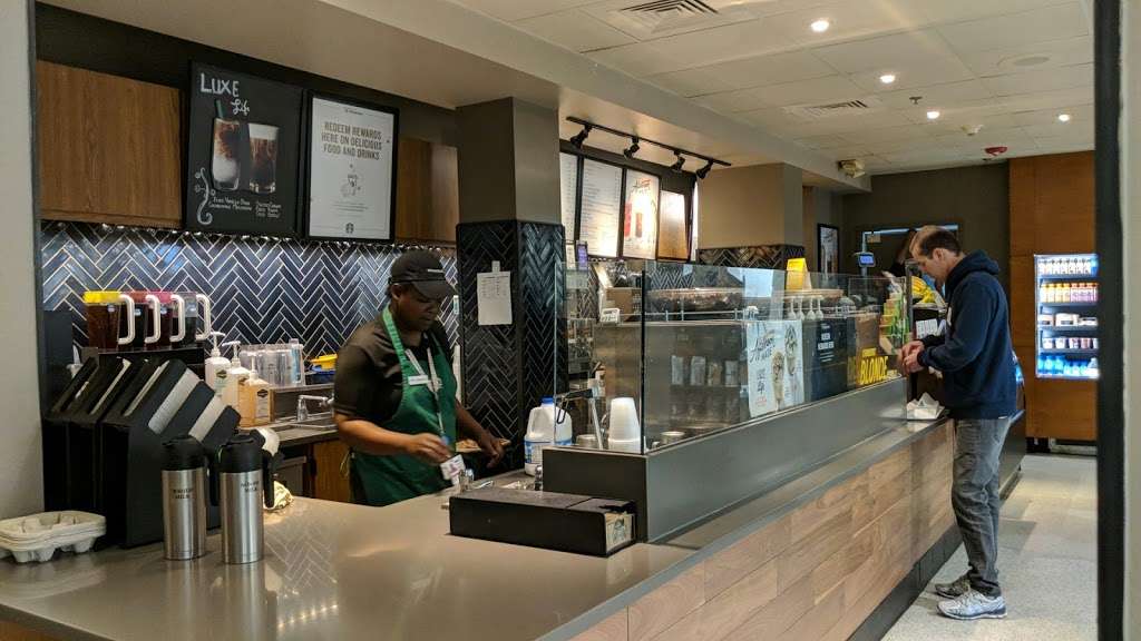 Starbucks | 2100 NW 42nd Ave, Miami, FL 33126, USA | Phone: (306) 607-7899