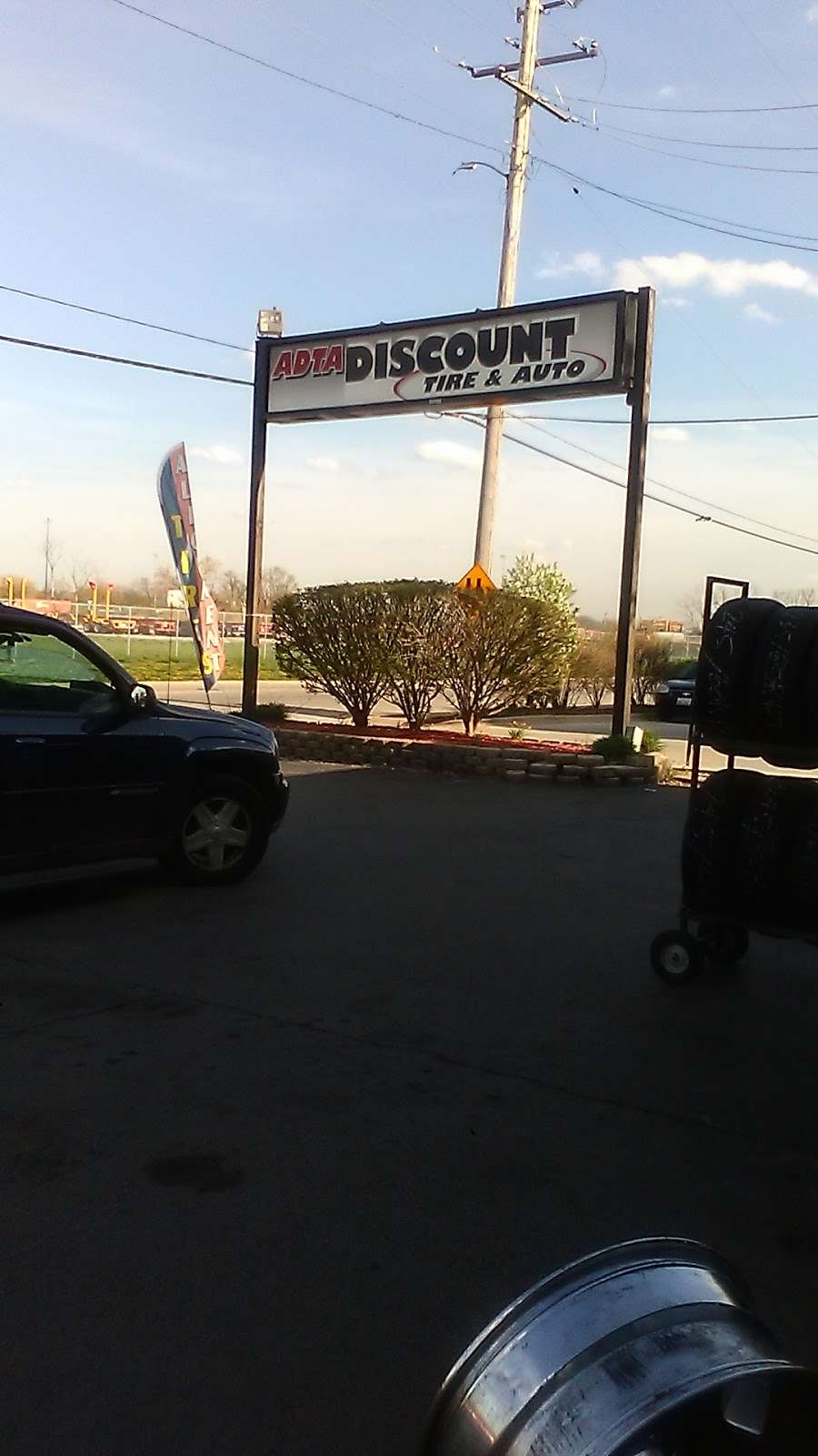 Discount Tire and Auto Repair | 14402 S Indiana Ave, Riverdale, IL 60827, USA | Phone: (708) 841-4401