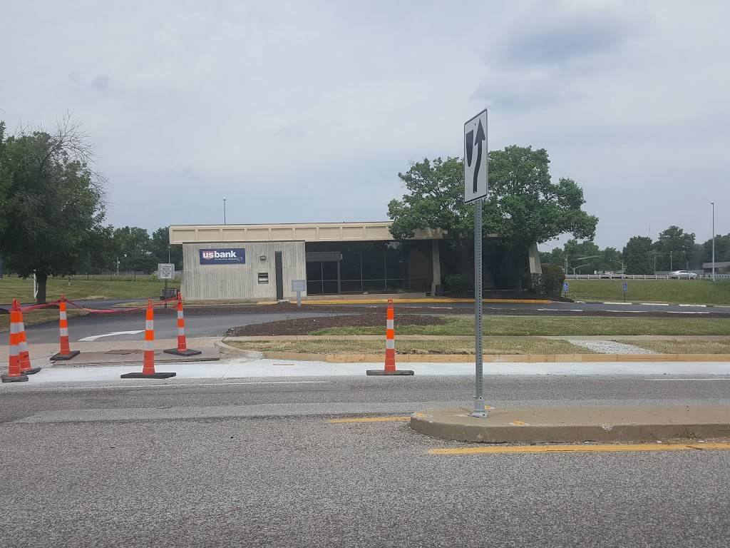 U.S. Bank Branch in 2041 Union Rd, St. Louis, MO 63125, USA