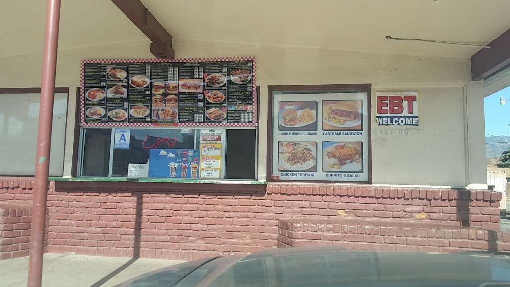 Tams Burger | 1616 W Highland Ave, San Bernardino, CA 92411, USA | Phone: (909) 887-5300