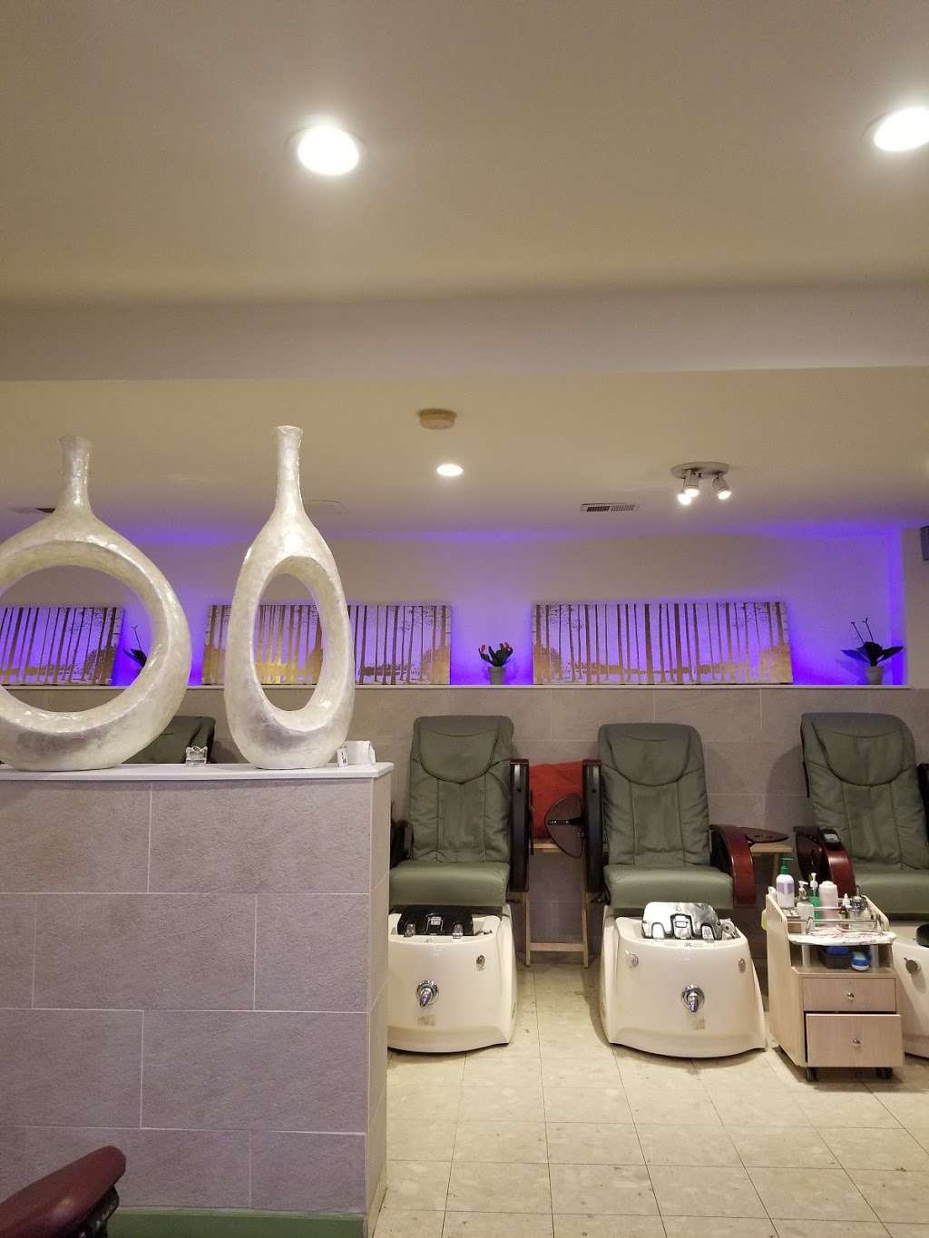 Future E Nails | 1242 Broad St, Bloomfield, NJ 07003, USA | Phone: (973) 893-9500