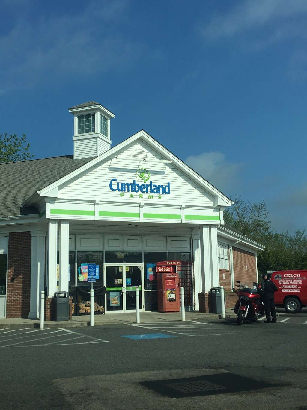 Cumberland Farms | 1001 Pleasant St, Bridgewater, MA 02324 | Phone: (508) 279-1565