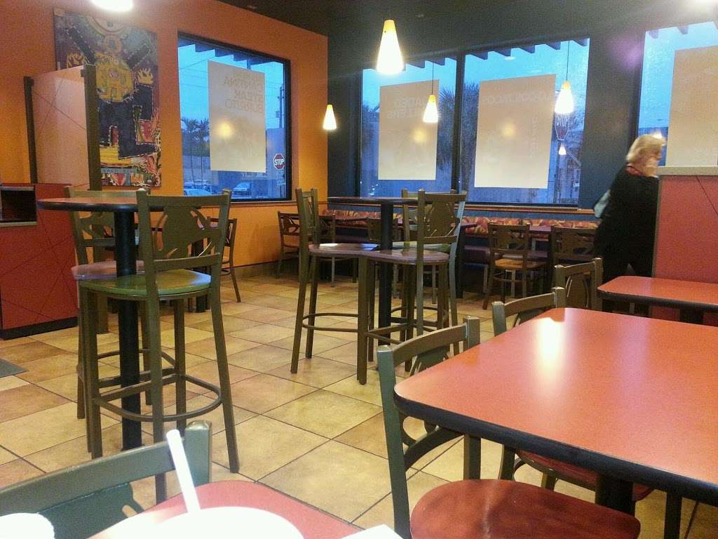 Taco Bell | 836 Belvedere Rd, West Palm Beach, FL 33405, USA | Phone: (561) 655-1511