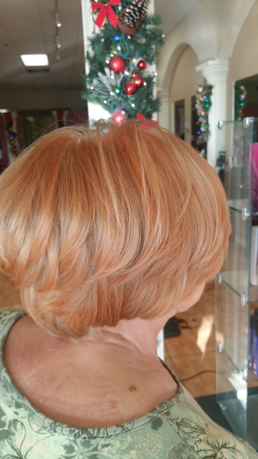 Perfect Hair & Tan | 1057 W Orange Blossom Trail, Apopka, FL 32712 | Phone: (407) 886-9826