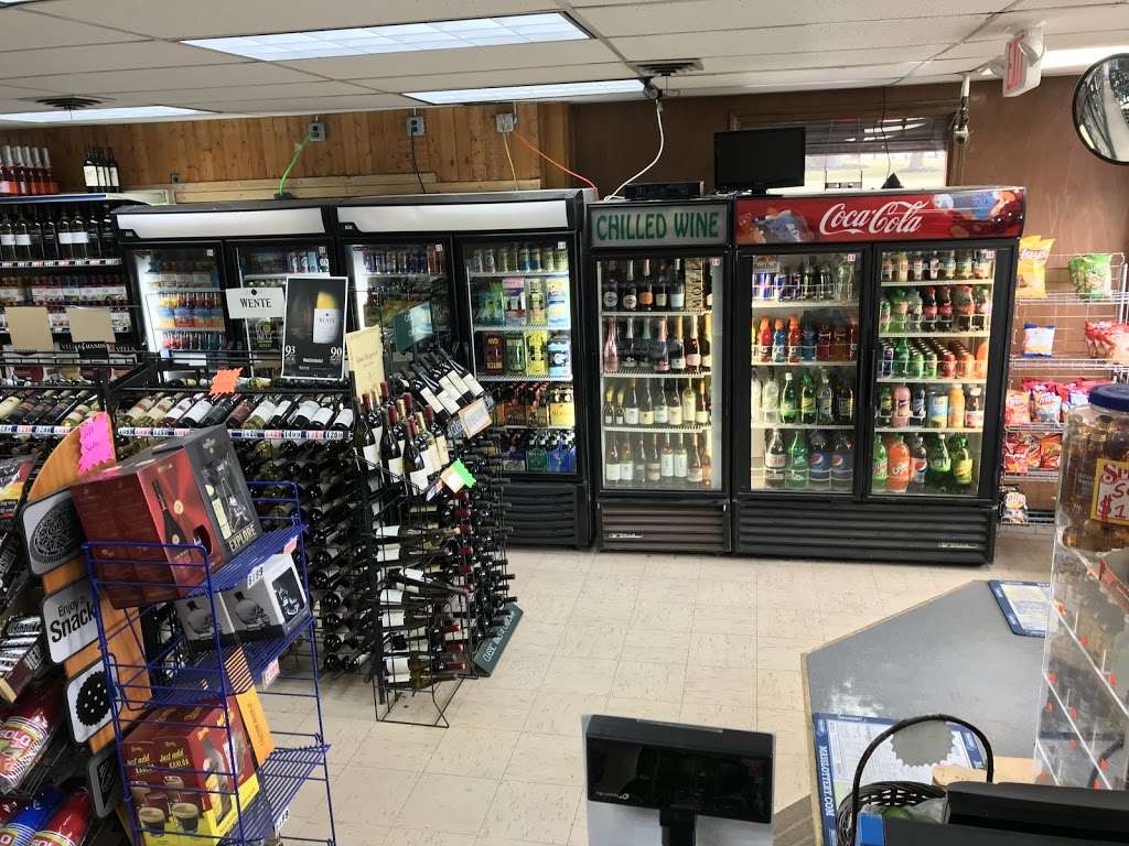 Mikes Discount Liquors | 21 S Main St, Middleton, MA 01949, USA | Phone: (978) 777-4433