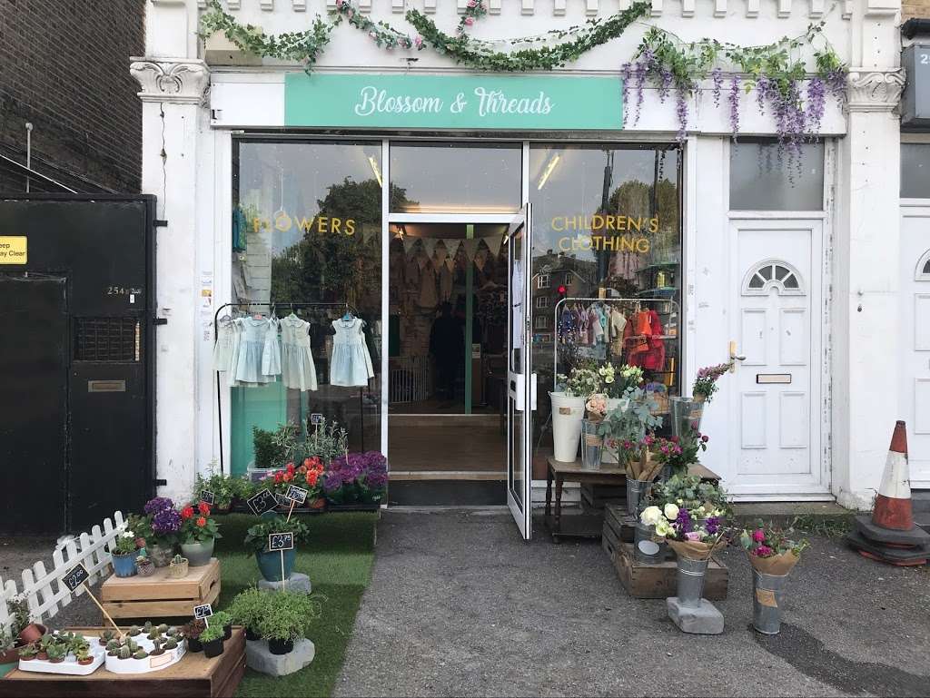 Blossom & Threads | 252 Brockley Rd, London SE4 2SF, UK | Phone: 07719 895989