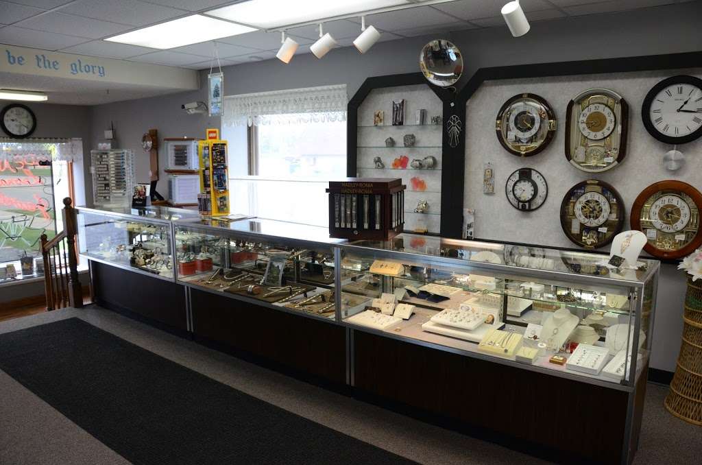 Leonards Jewelry | 215 W Liberty St, Wauconda, IL 60084, USA | Phone: (847) 526-8111