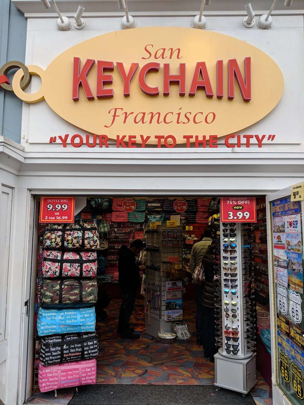 SF Keychain | Beach St, San Francisco, CA 94133, USA