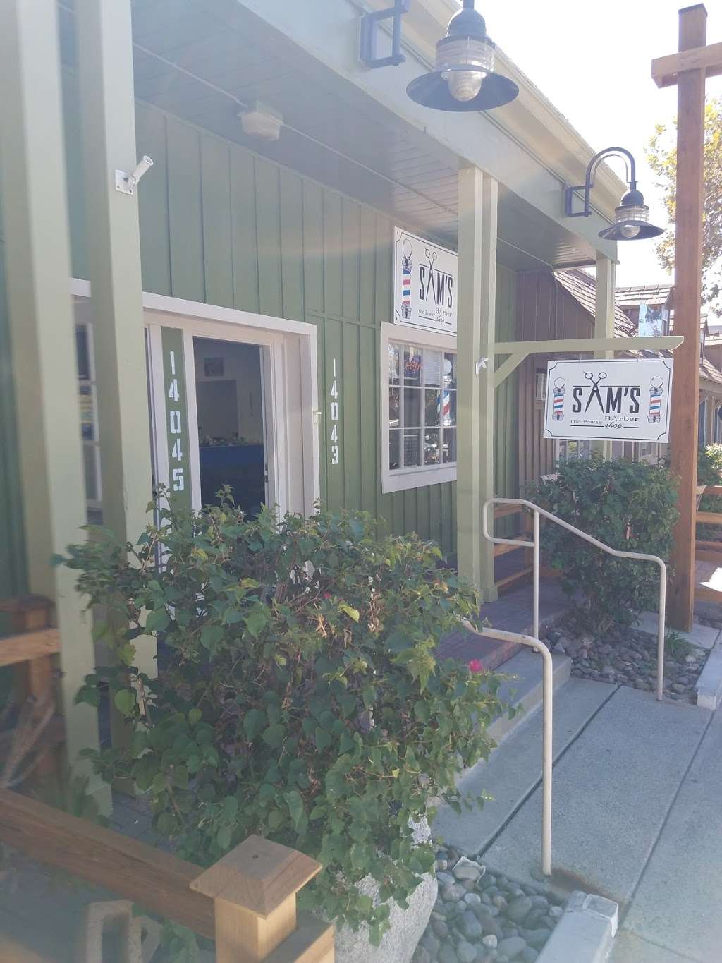 Sams Old Poway Barber Shop | 14043 Midland Rd, Poway, CA 92064, USA | Phone: (858) 668-7477