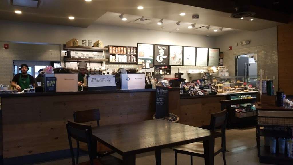 Starbucks | 305 W Mitchell Hammock Rd, Oviedo, FL 32765 | Phone: (407) 625-4508