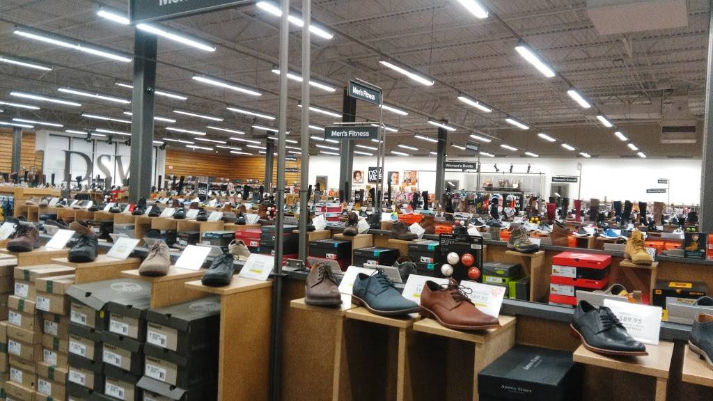 DSW Designer Shoe Warehouse | 852 N E Mall Blvd, Hurst, TX 76053, USA | Phone: (817) 590-9723