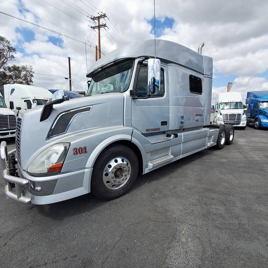 East Coast Truck & Auto Sales Inc | 10401 Redwood Ave, Fontana, CA 92337, USA | Phone: (909) 356-0815