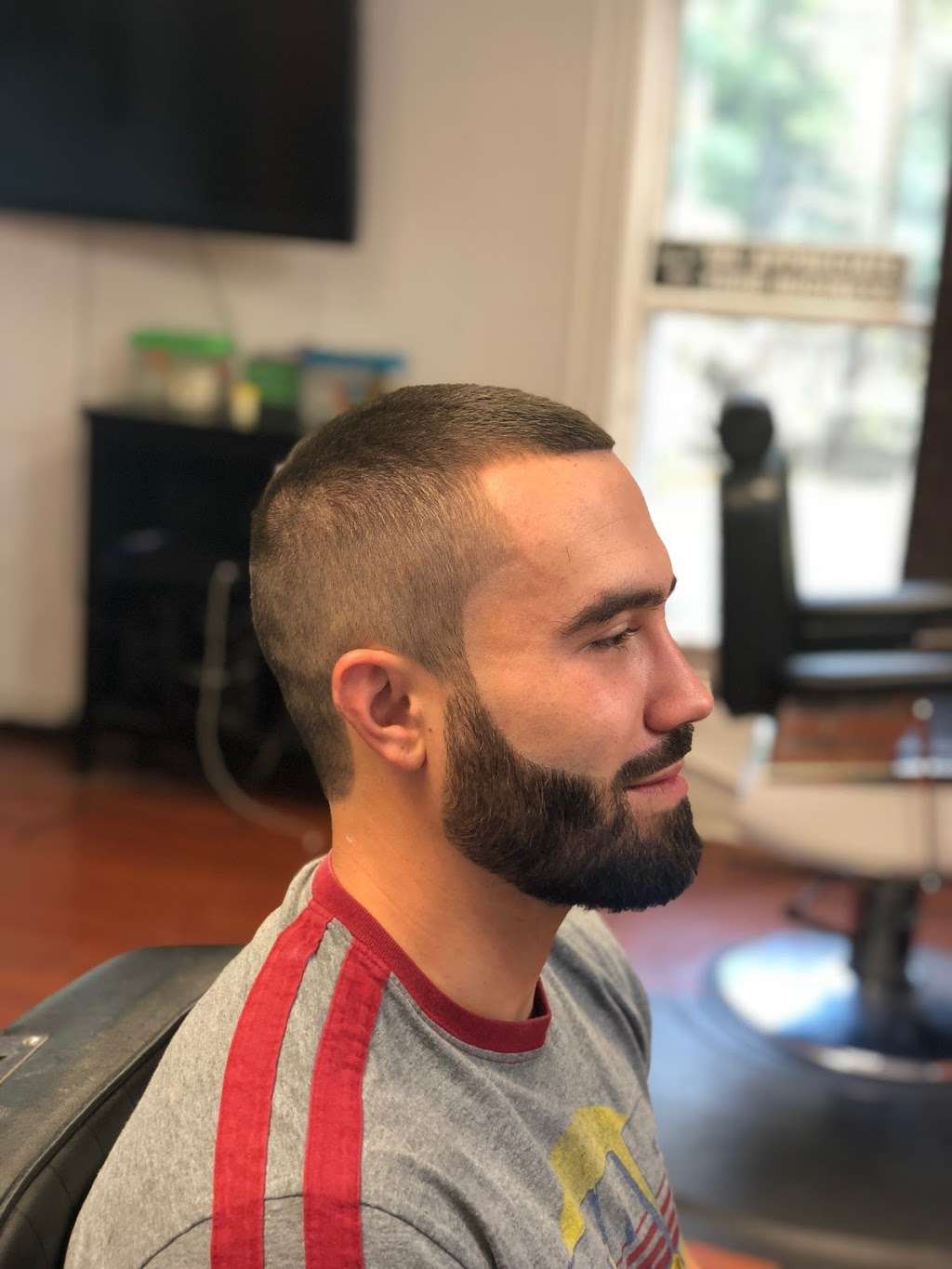 Milkis Barbershop | 238 Central St, Hudson, NH 03051, USA | Phone: (603) 233-6745