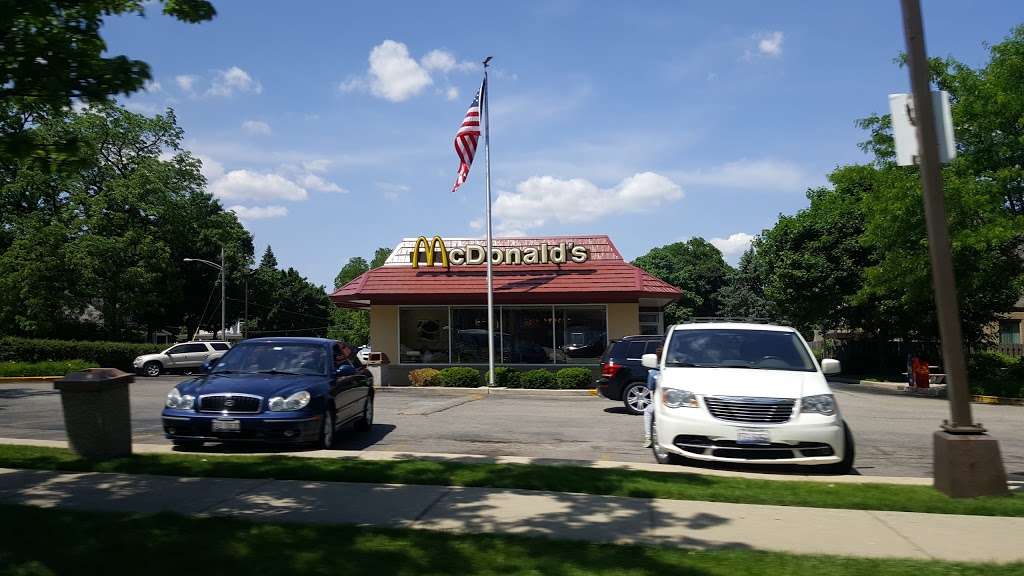 McDonalds | 200 W Grant Hwy, Marengo, IL 60152, USA | Phone: (815) 568-4966