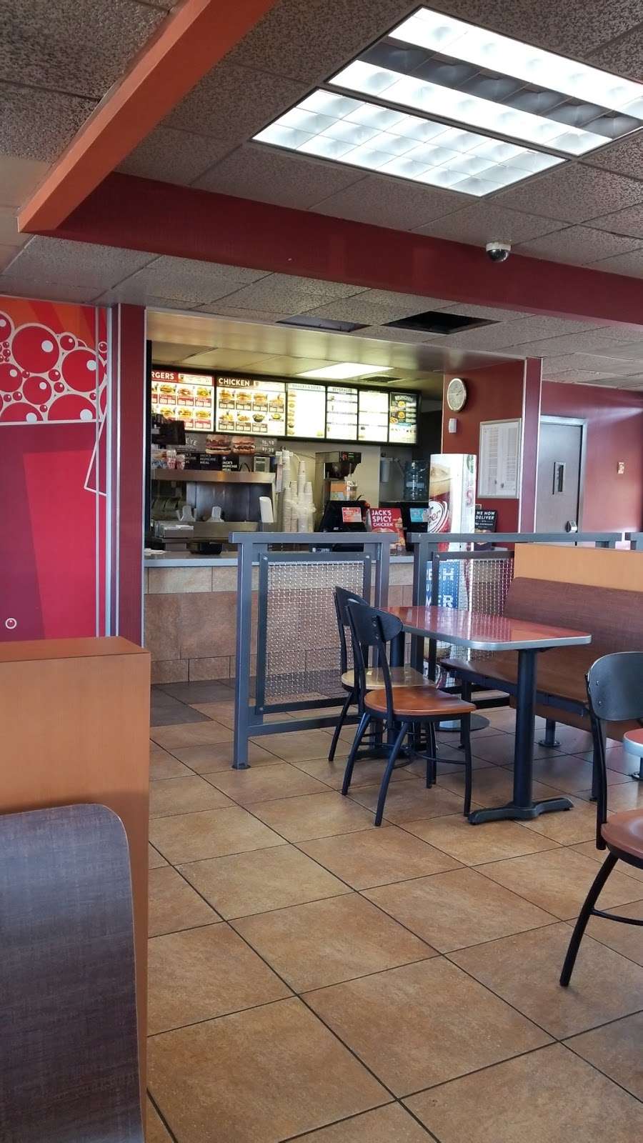 Jack in the Box | 1231 W Whittier Blvd, La Habra, CA 90631, USA | Phone: (562) 691-1945