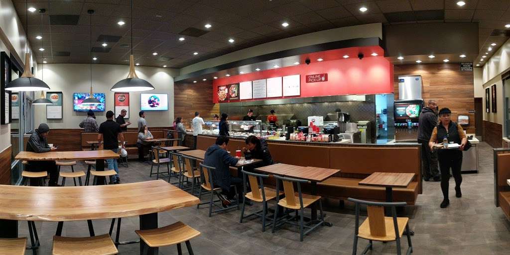 Panda Express | 13681 Foothill Blvd C, Sylmar, CA 91342 | Phone: (818) 270-2222