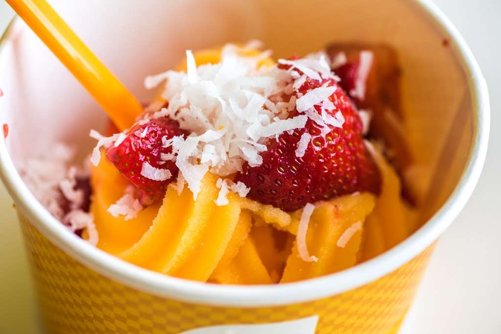 Orange Leaf Frozen Yogurt - Overland Park, Kansas | 2004, 8941 W 135th St, Overland Park, KS 66221, USA | Phone: (913) 681-1987