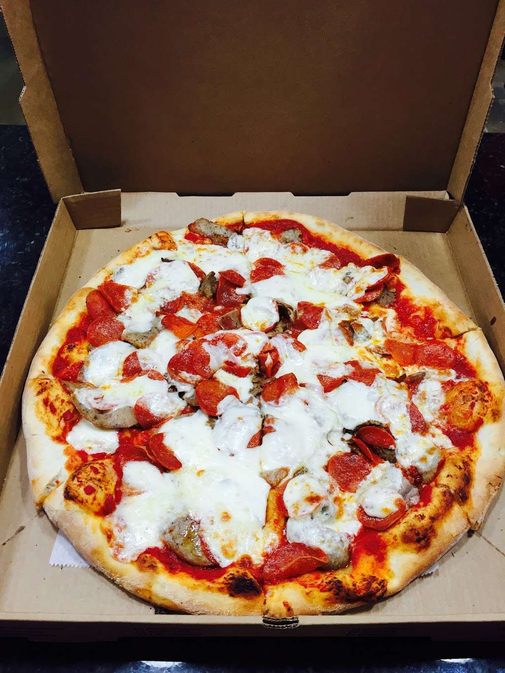 Pronto New York Style Pizza | 300 S Federal Hwy, Dania Beach, FL 33004, USA | Phone: (954) 404-6873