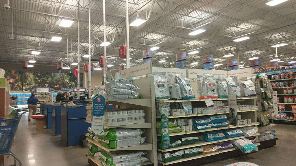 PetSmart | 145 Promenade Blvd, Bridgewater, NJ 08807, USA | Phone: (732) 748-7266