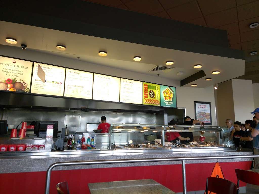 Panda Express | 26913 Sierra Hwy, Santa Clarita, CA 91321, USA | Phone: (661) 298-7733