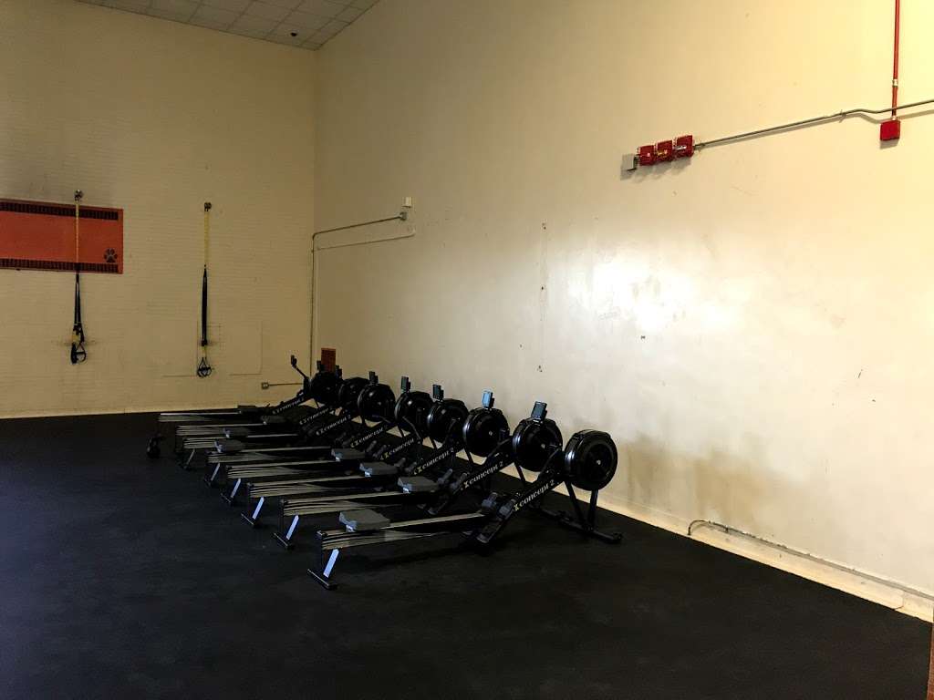 Integrity Fitness | 16704 Advantage Ave, Crest Hill, IL 60403, USA | Phone: (630) 313-6500