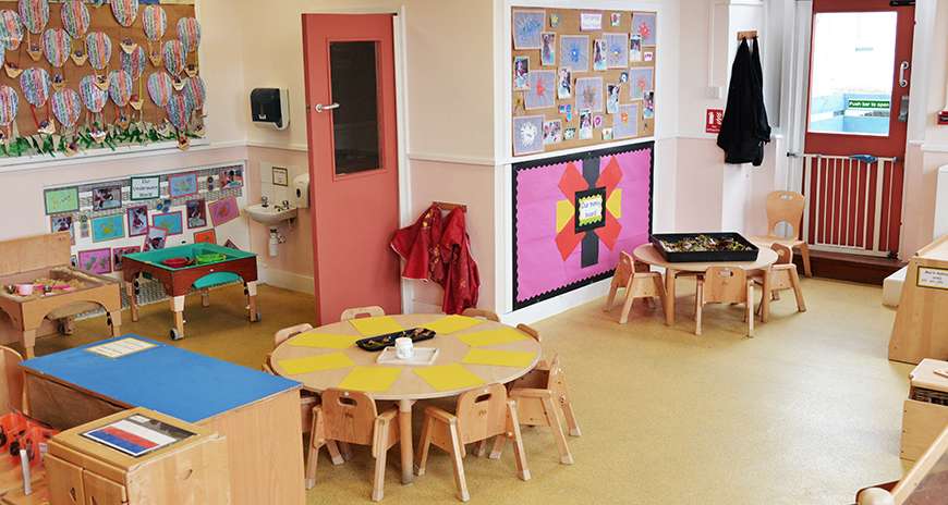 Asquith Reigate Pre-School & Day Nursery | 81 Holmesdale Rd, Reigate RH2 0BT, UK | Phone: 0330 057 4836