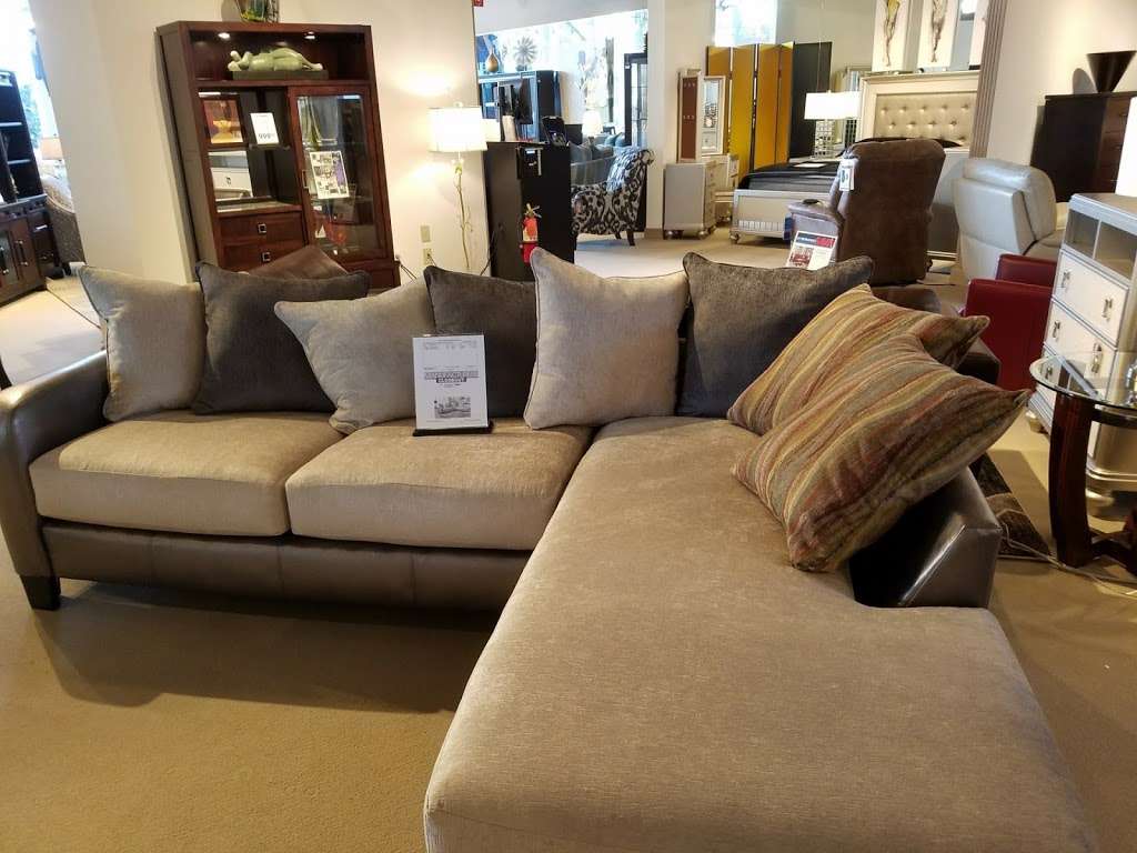Rooms To Go Furniture Store 8620 Jw Clay Blvd Suite A