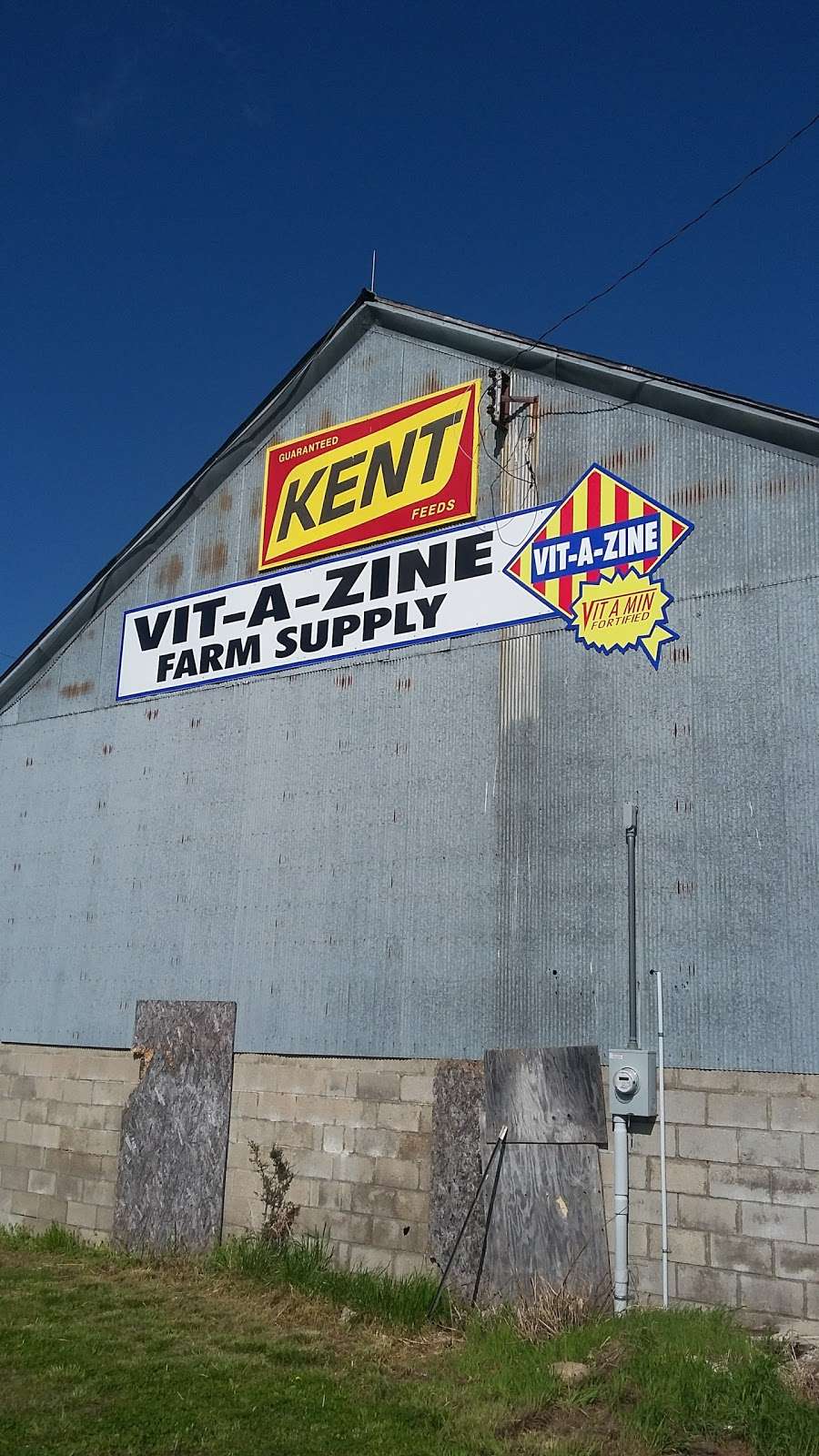 Vit-A-Zine Farm Supply | 505 Old Hwy 7, Garden City, MO 64747 | Phone: (816) 773-2333